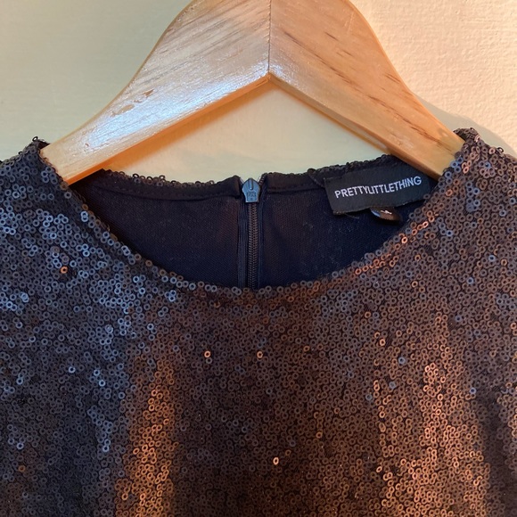 Prettylittlething king Dress.Size - Fit M - Picture 5 of 16